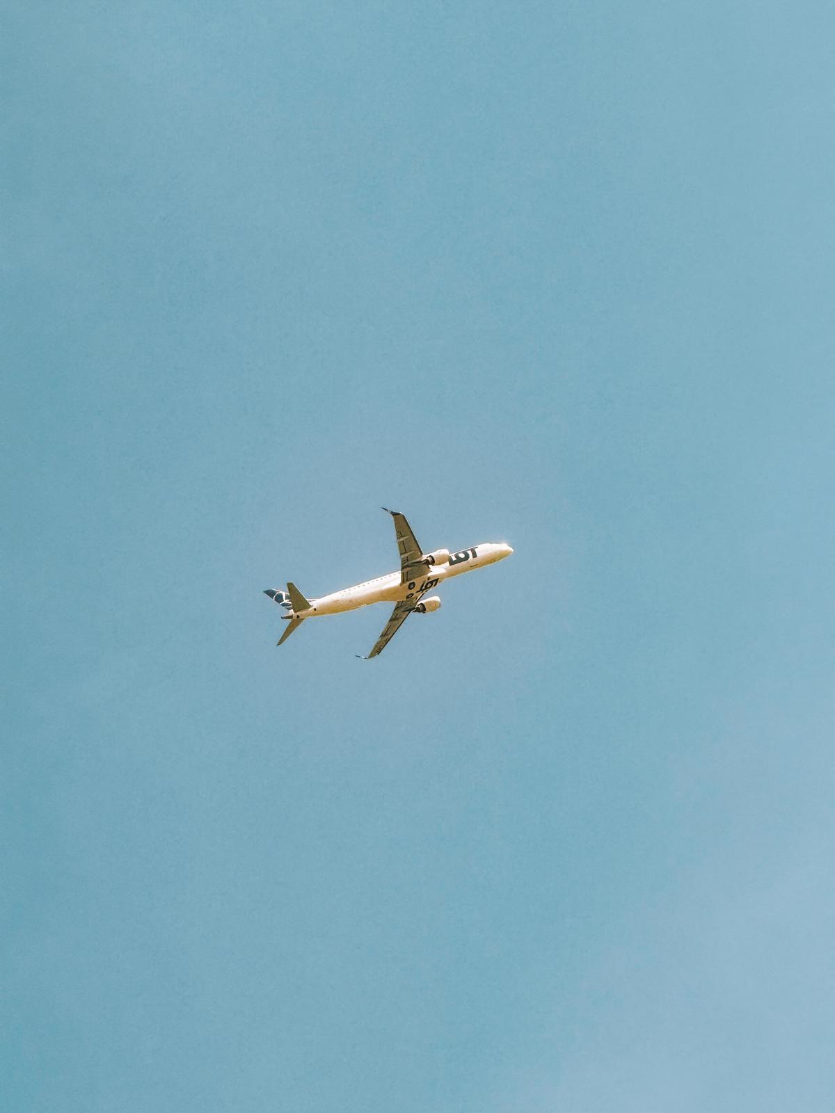 Flugzeug 